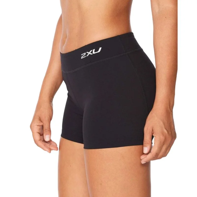 2XU Womens Form Mid-Rise Compression 4-Inch Short